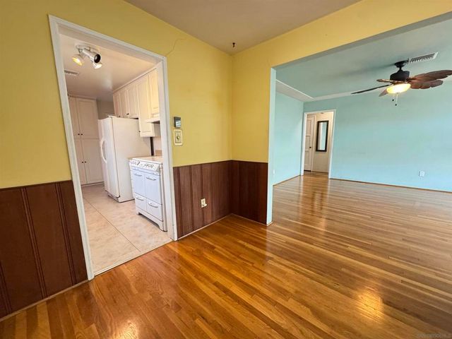 6233 Stewart, San Diego, CA 92115