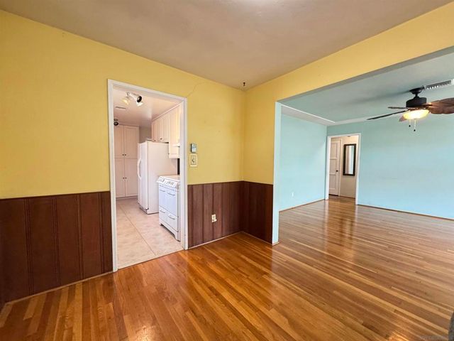 6233 Stewart, San Diego, CA 92115