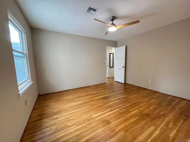 6233 Stewart, San Diego, CA 92115