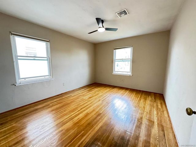 6233 Stewart, San Diego, CA 92115