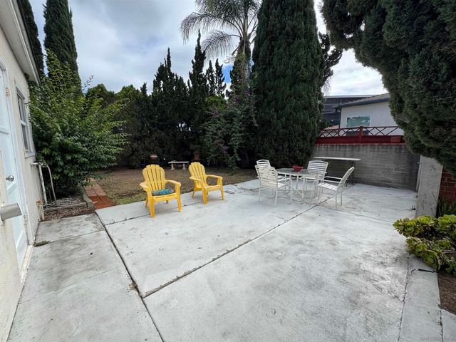6233 Stewart, San Diego, CA 92115