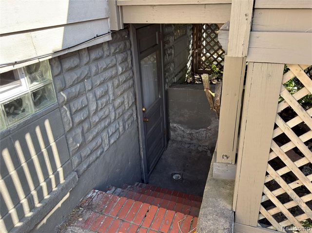 747 Cherry Street, Wyandotte, MI 48192