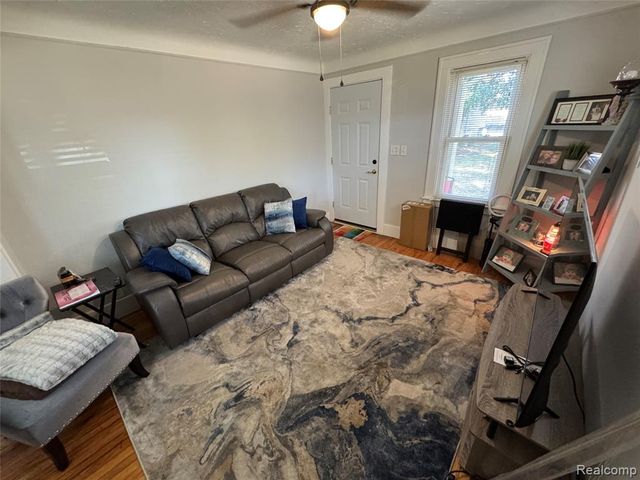 747 Cherry Street, Wyandotte, MI 48192