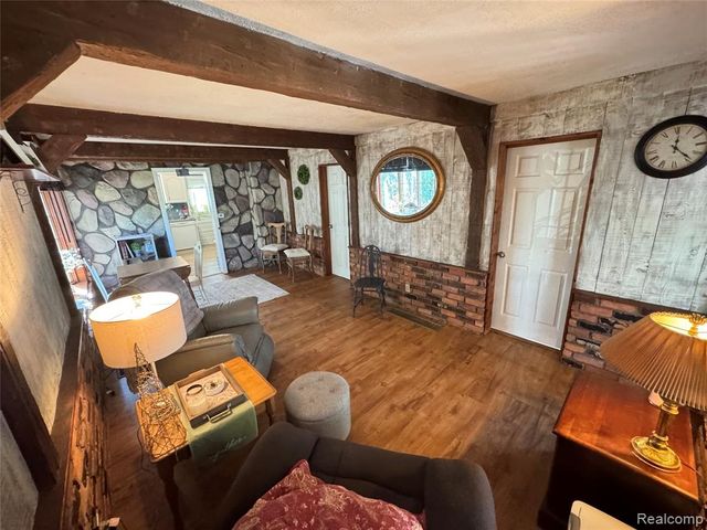 747 Cherry Street, Wyandotte, MI 48192