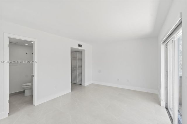 3597 SW 17th St 3597, Miami, FL 33145