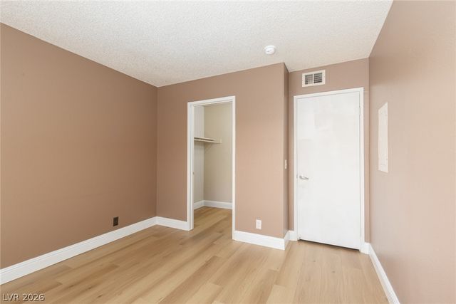 3151 Soaring Gulls Drive 2050, Las Vegas, NV 89128