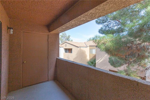 3151 Soaring Gulls Drive 2050, Las Vegas, NV 89128