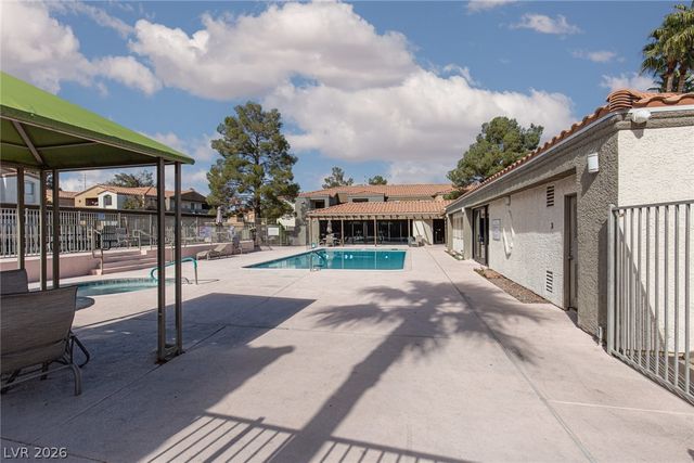 3151 Soaring Gulls Drive 2050, Las Vegas, NV 89128