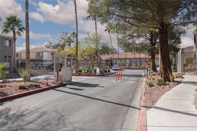 3151 Soaring Gulls Drive 2050, Las Vegas, NV 89128