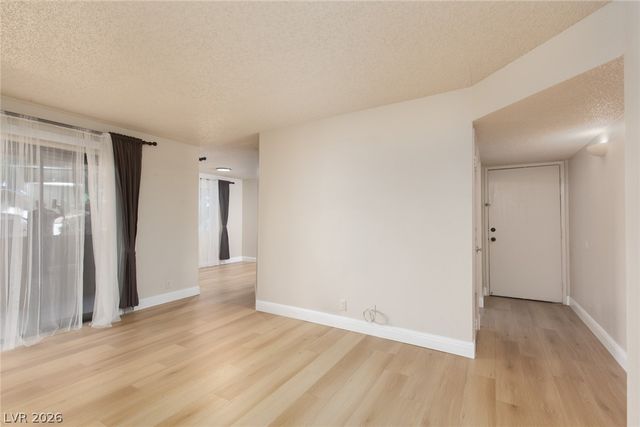 3151 Soaring Gulls Drive 2050, Las Vegas, NV 89128