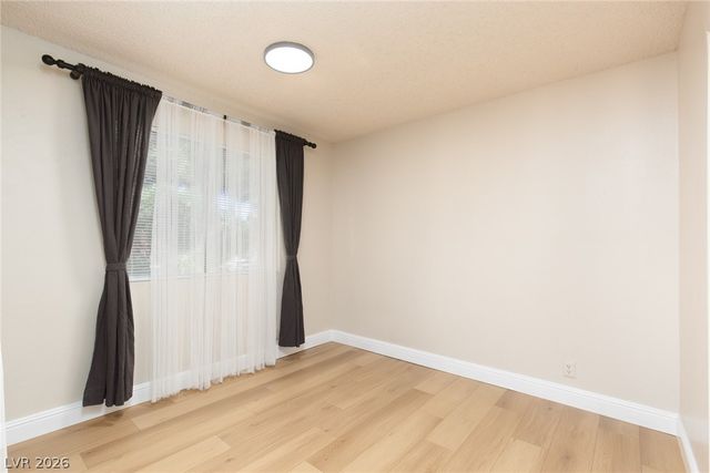 3151 Soaring Gulls Drive 2050, Las Vegas, NV 89128