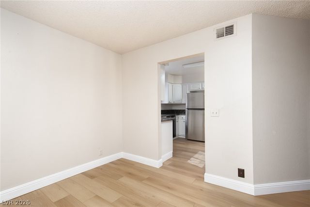 3151 Soaring Gulls Drive 2050, Las Vegas, NV 89128