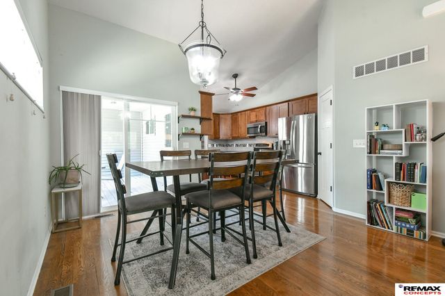 3313 S 40th Street, Lincoln, NE 68506