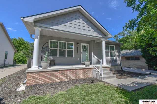 3313 S 40th Street, Lincoln, NE 68506