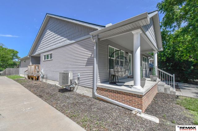 3313 S 40th Street, Lincoln, NE 68506