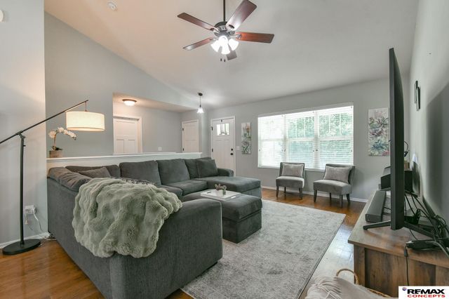 3313 S 40th Street, Lincoln, NE 68506