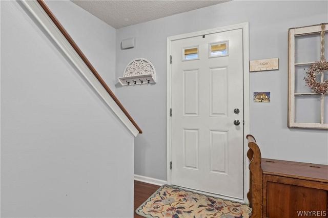 2396 Hobblebush Lane, Hamburg, NY 14085