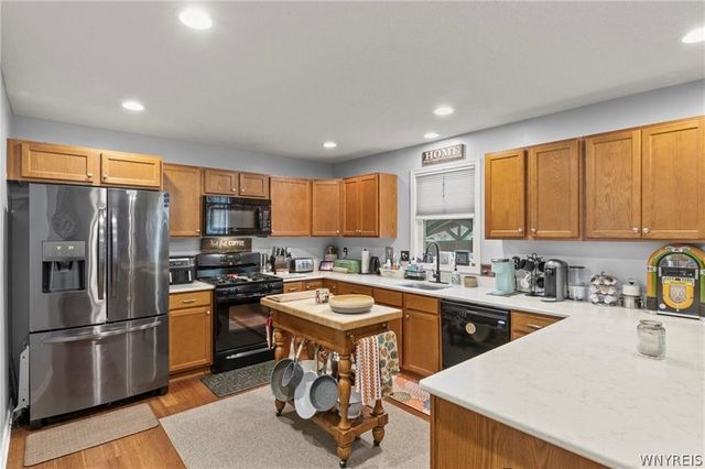 2396 Hobblebush Lane, Hamburg, NY 14085