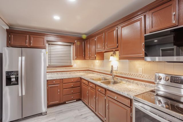 8763 Zodiac Drive, Springfield Twp., OH 45231