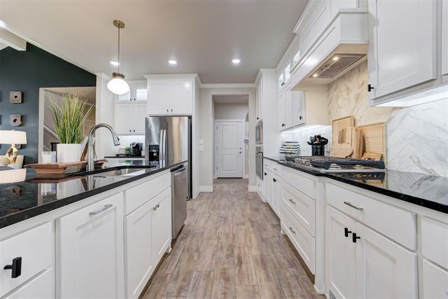 14500 Giverny Lane, Yukon, OK 73099