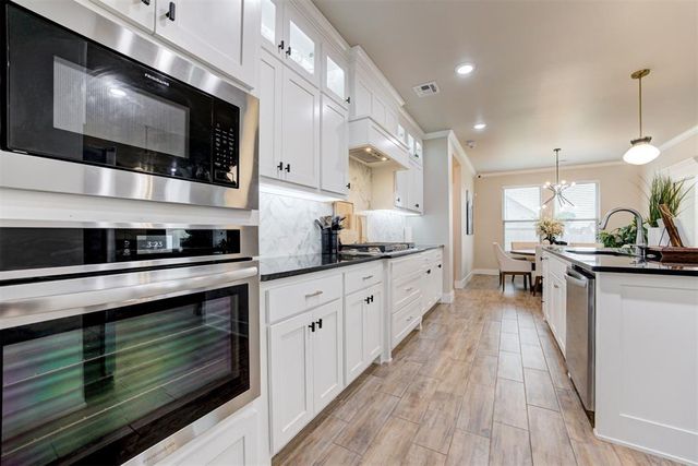 14500 Giverny Lane, Yukon, OK 73099