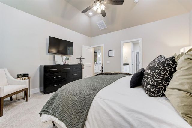 14500 Giverny Lane, Yukon, OK 73099