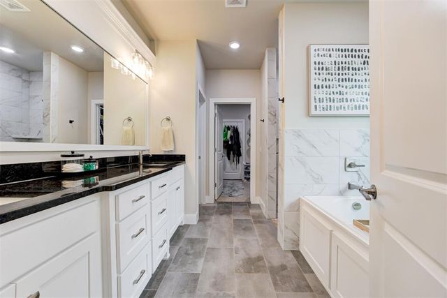 14500 Giverny Lane, Yukon, OK 73099