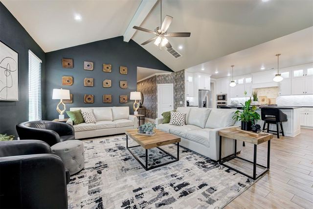 14500 Giverny Lane, Yukon, OK 73099