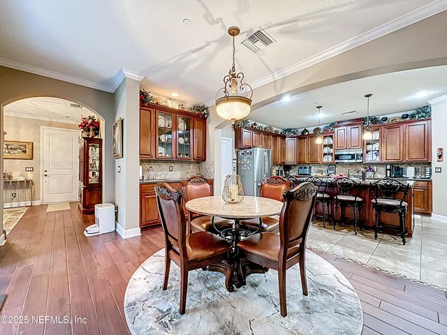 6126 CLEARSKY Drive, Jacksonville, FL 32258