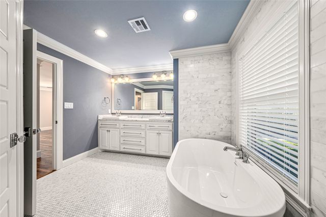 2901 Woodland Drive, Waco, TX 76710