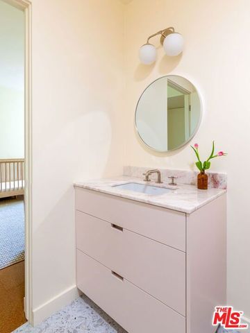 13025 Addison Street, Sherman Oaks, CA 91423