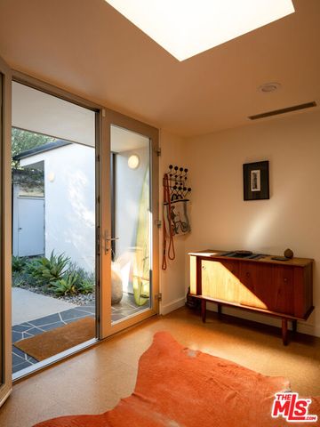 13025 Addison Street, Sherman Oaks, CA 91423