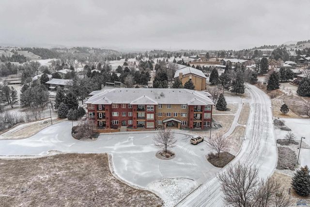 4031 FAIRWAY HILLS DR, Rapid City, SD 57702