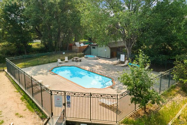 4031 FAIRWAY HILLS DR, Rapid City, SD 57702