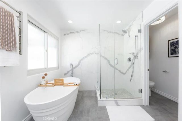 121 S Helberta Avenue A, Redondo Beach, CA 90277