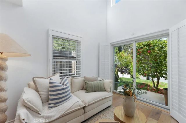 121 S Helberta Avenue A, Redondo Beach, CA 90277