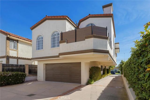 121 S Helberta Avenue A, Redondo Beach, CA 90277