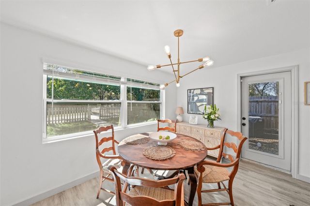 1801 E KNOLLWOOD STREET, Tampa, FL 33610