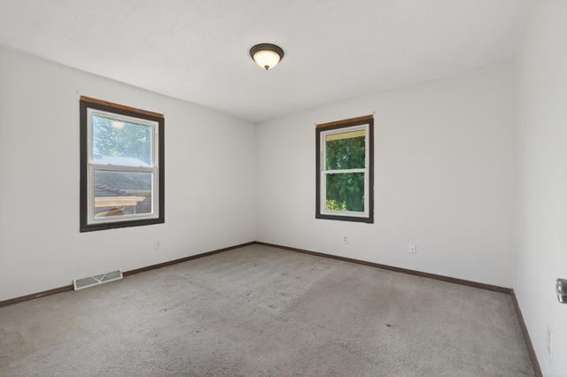509 Arlington Avenue E, Saint Paul, MN 55130
