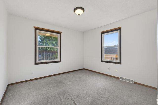 509 Arlington Avenue E, Saint Paul, MN 55130