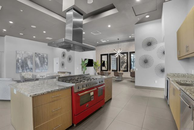 424 15Th, San Diego, CA 92101