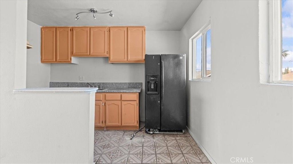 Image 15 of property listing at 1362 E 20th Street, Los Angeles, CA 90011