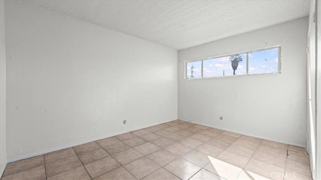 Image 21 of property listing at 1362 E 20th Street, Los Angeles, CA 90011