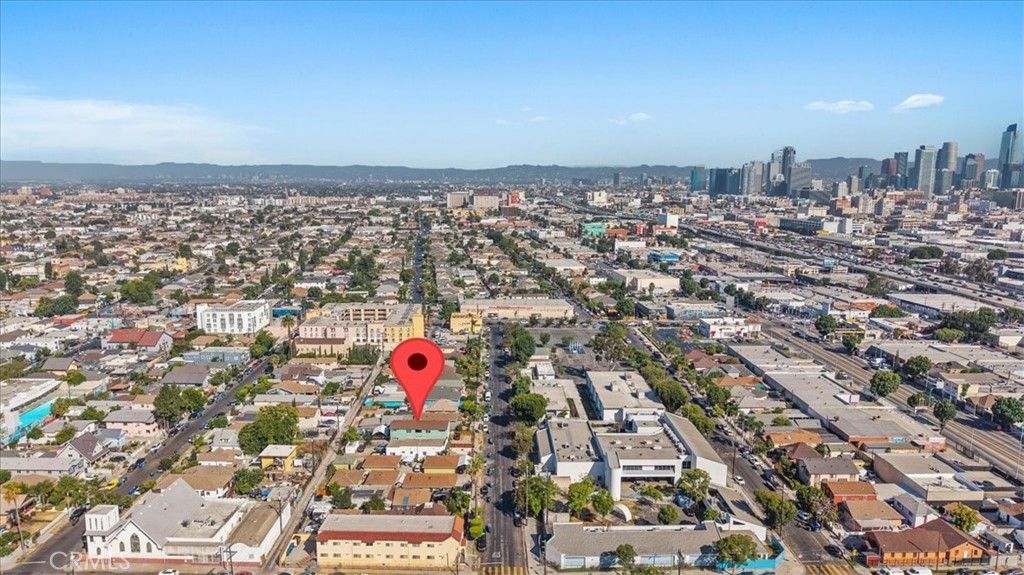 Image 42 of property listing at 1362 E 20th Street, Los Angeles, CA 90011