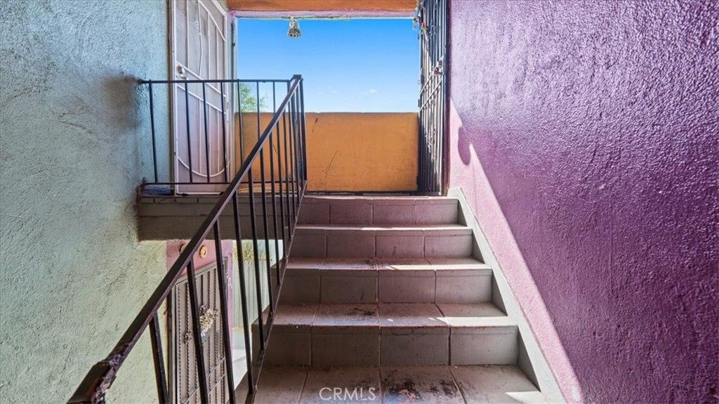 Image 4 of property listing at 1362 E 20th Street, Los Angeles, CA 90011