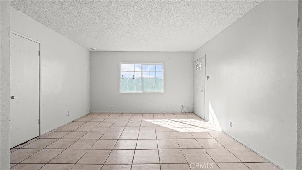 Image 8 of property listing at 1362 E 20th Street, Los Angeles, CA 90011
