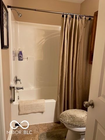 89 Rambling Road, Greenfield, IN 46140