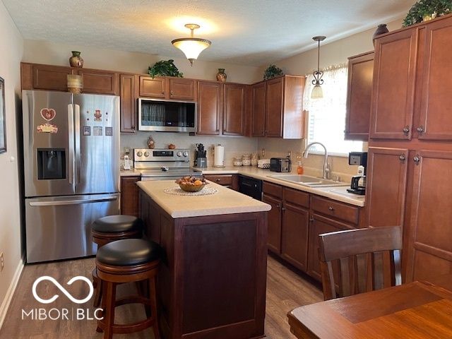 89 Rambling Road, Greenfield, IN 46140