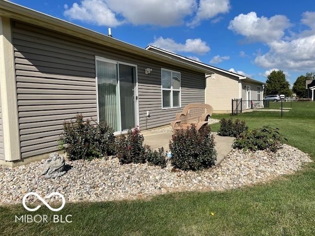 89 Rambling Road, Greenfield, IN 46140