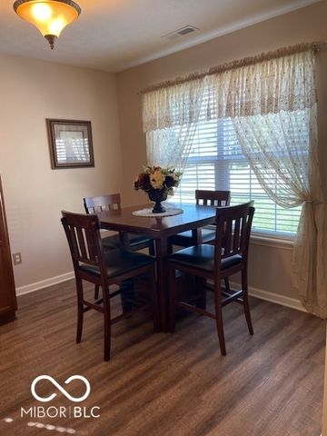 89 Rambling Road, Greenfield, IN 46140